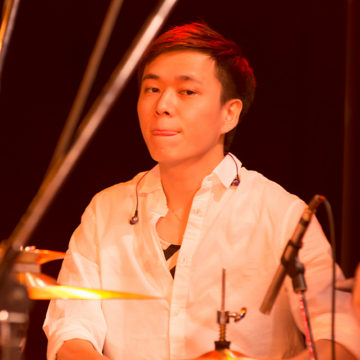 東広典