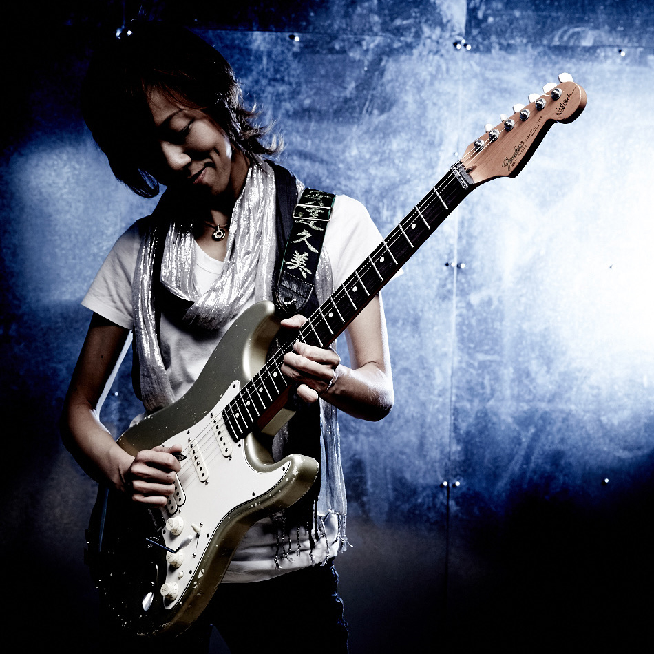 安達久美 | Guitar☆Man